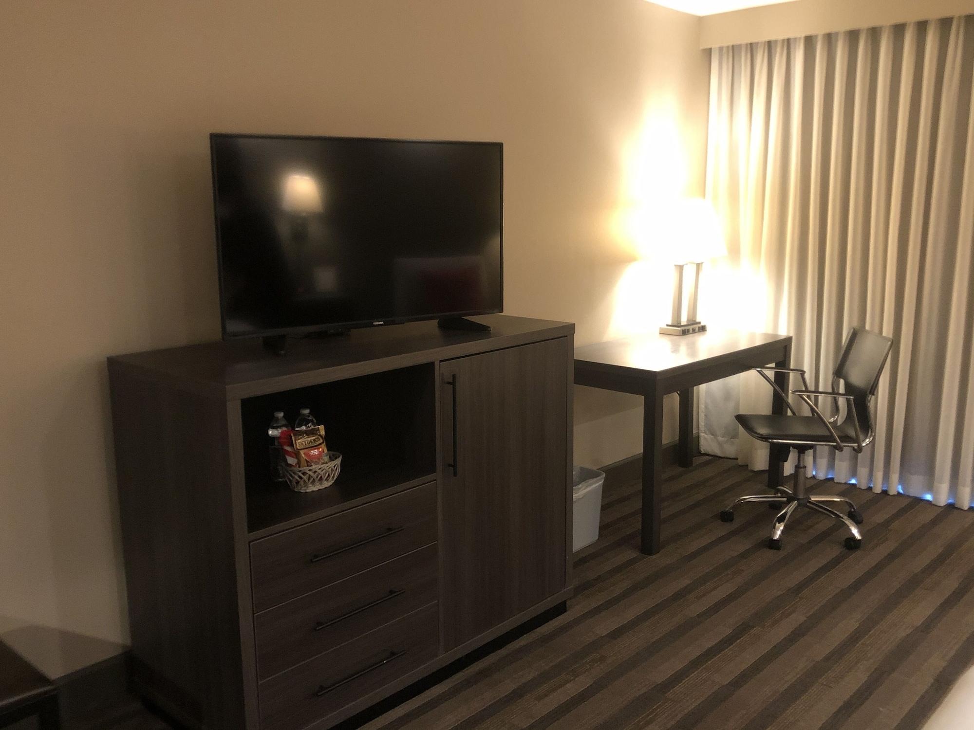 Greentree Inn & Suites Los Angeles - Alhambra - Pasadena Екстериор снимка