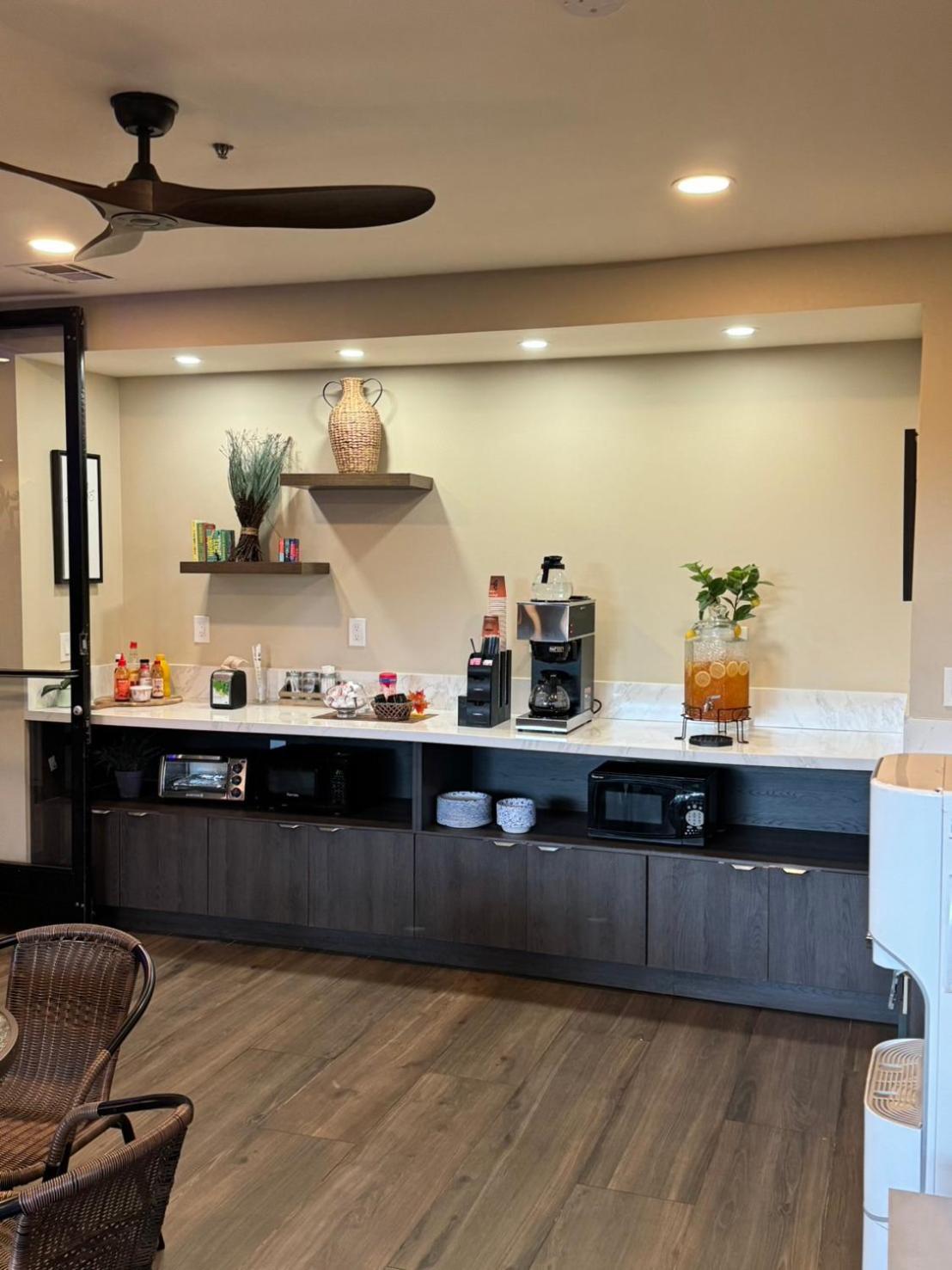 Greentree Inn & Suites Los Angeles - Alhambra - Pasadena Екстериор снимка