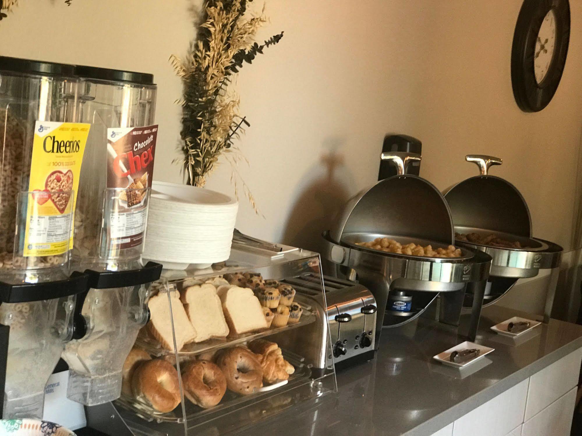 Greentree Inn & Suites Los Angeles - Alhambra - Pasadena Екстериор снимка